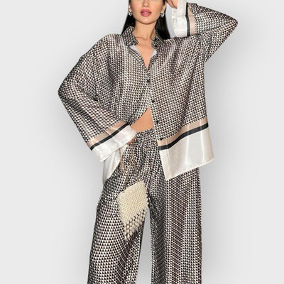 Exquisite Unique Plaid Print Patchwork Button Oversized Blouse