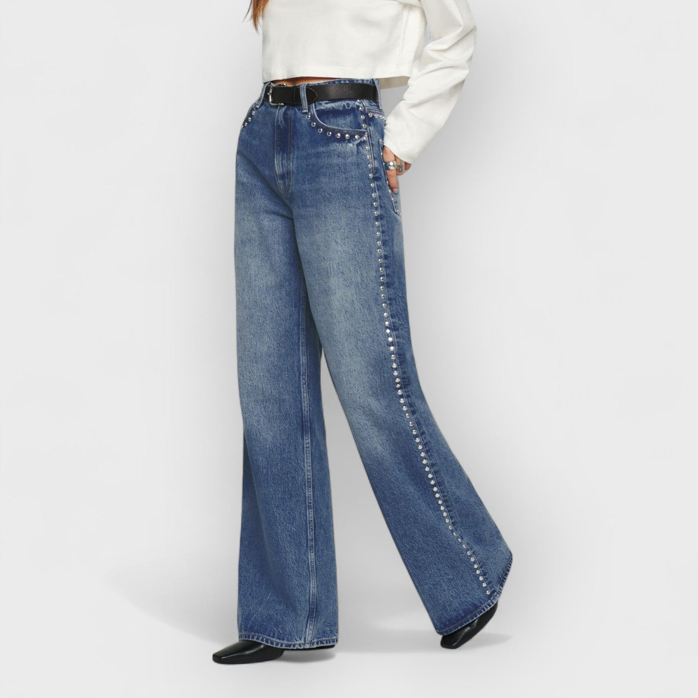 Abbie Wide Mid-Waisted Jeans