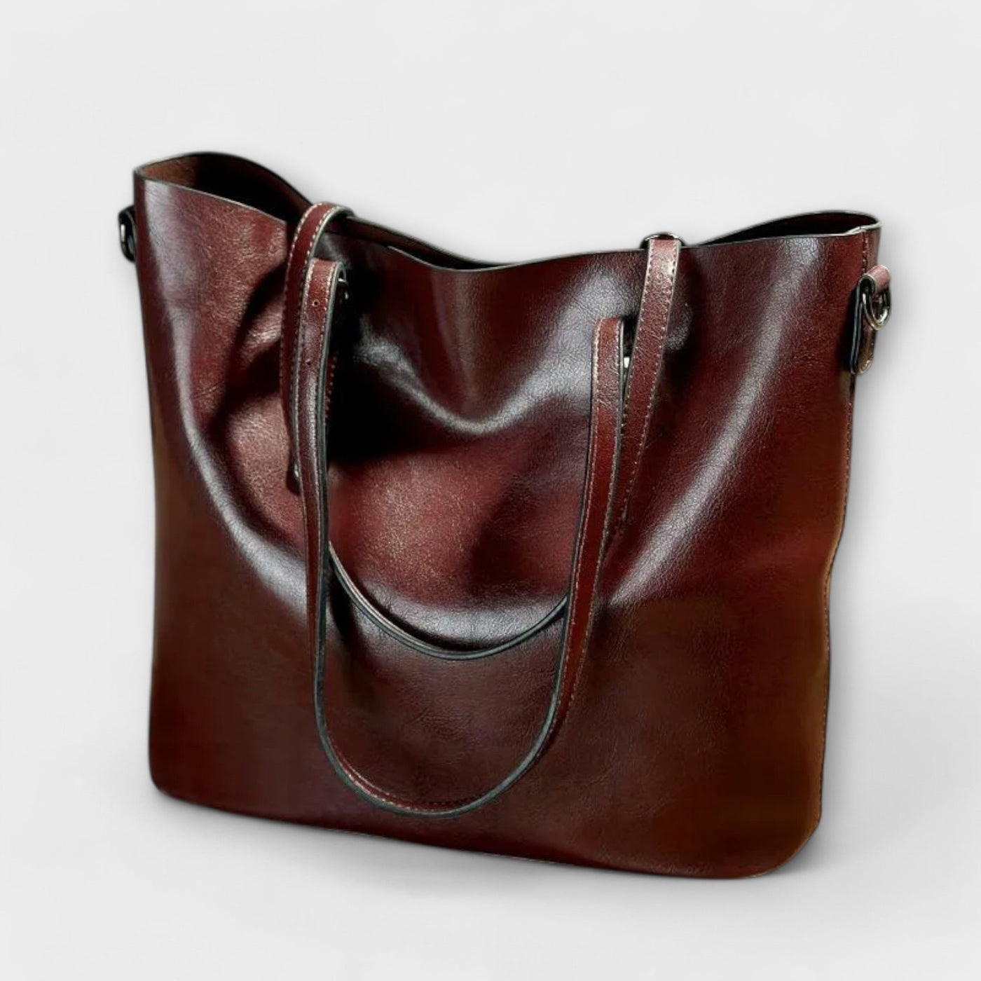 Mira Timeless Shoulder Bag