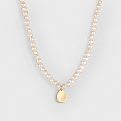 Oversized Pearl Star Necklace