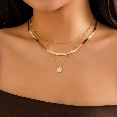 Clover Rainbow Serpent Chain Necklace