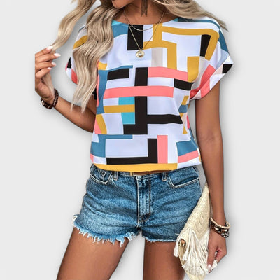 Chloe - Short-Sleeved Blouse