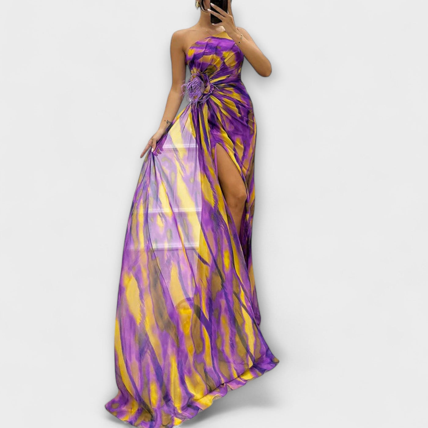 Noemi - Vibrant Maxi Dress