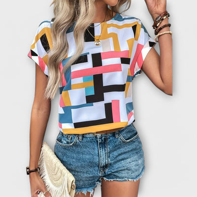 Chloe - Short-Sleeved Blouse